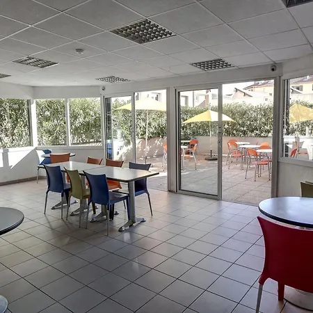 Neoresid - Vauban Aparthotel Nice